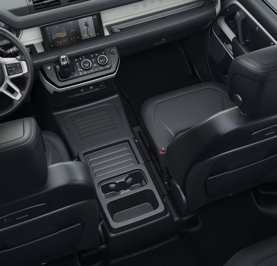 Интерьер Land Rover Defender 110 Explorer Pack First Edition 2020 года  (WW) (фото 54 из 57)